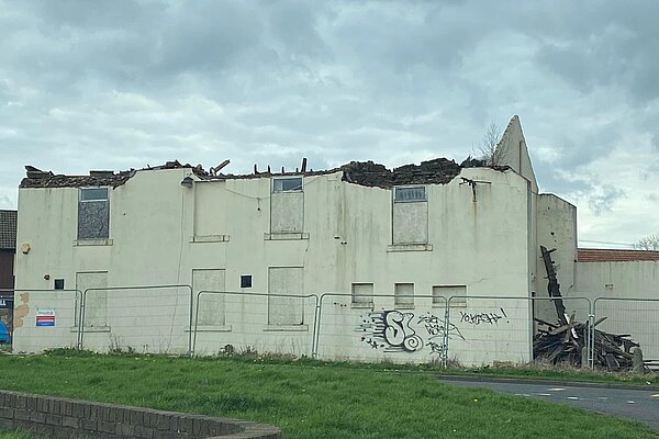 Picture of derelict Trap building
